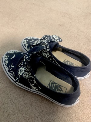 converse van gogh