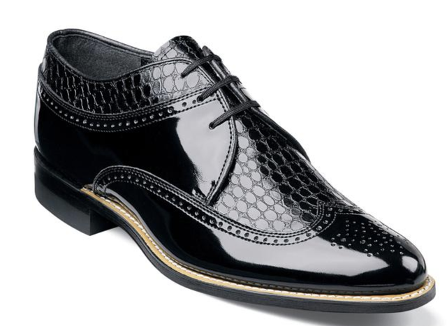 stacy adams dayton wingtip oxford