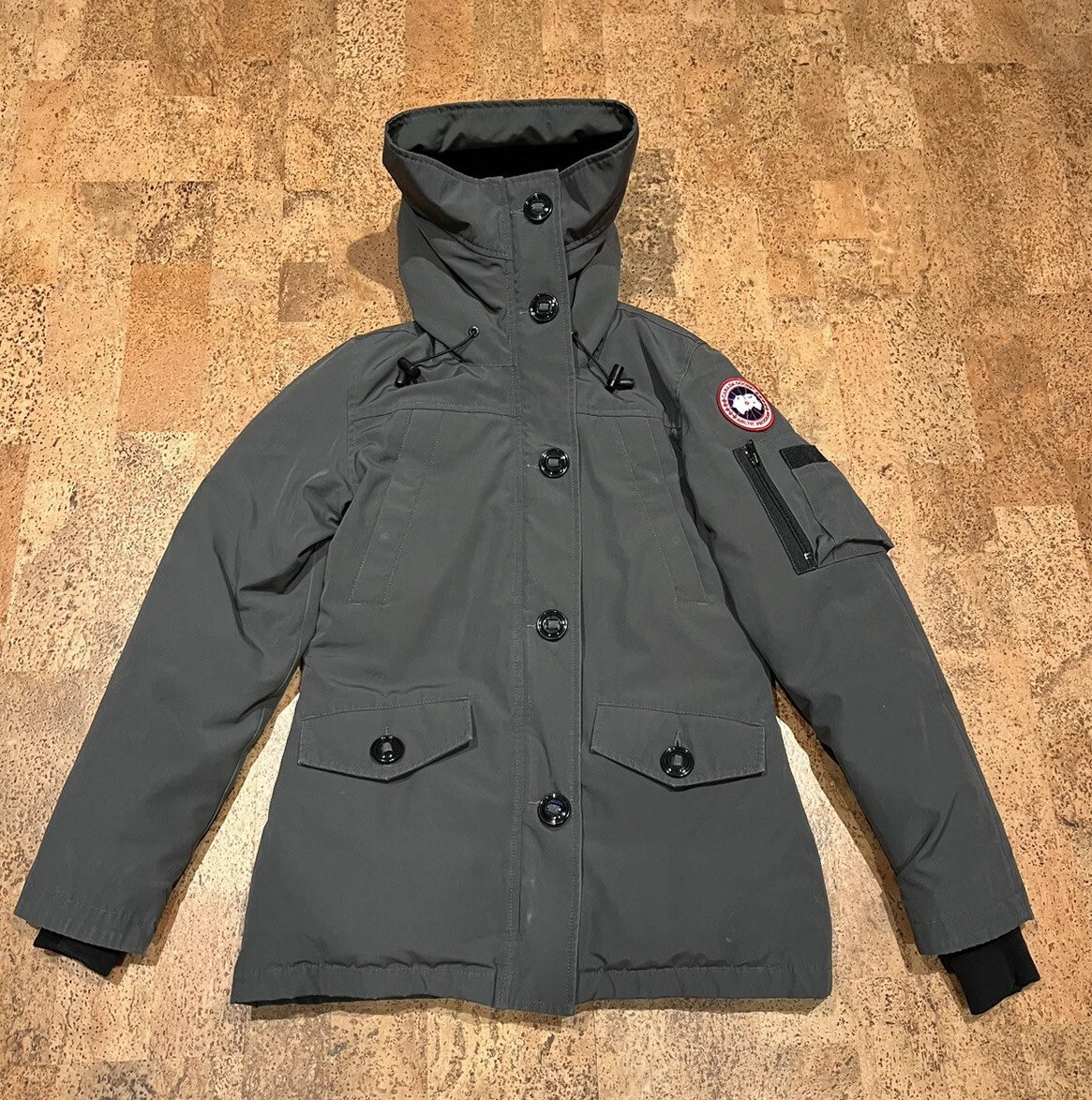 Canada Goose Montebello Parka Women s Size Small Graphite Jacket