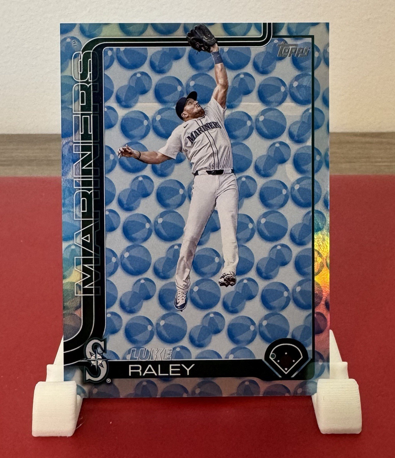 2025 Topps Series 2 Luke Raley Blue Beach Ball Holo Parallel Card 534 50