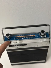 SONY FM/AM/ SW 4band Radio, Model No 7F-74DL Good Condition, Rare/Tested/Works.