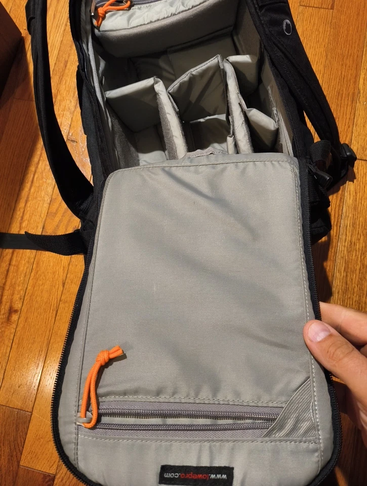 Lowepro Flipside 300 Padded Camera Backpack  - Image 4 of 4