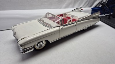 Maisto 1:12 Cadillac Eldorado Biarritz Convertible Weiß 