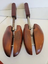 Vintage Wooden Shoe Keepers No 4 MOHAWK Split Toe  Rochester Shoe Tree Co