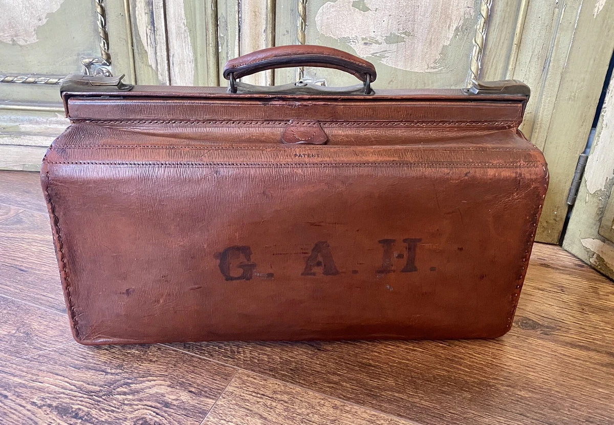 VINTAGE ANTIQUE LEATHER DOCTORS GLADSTONE BAG