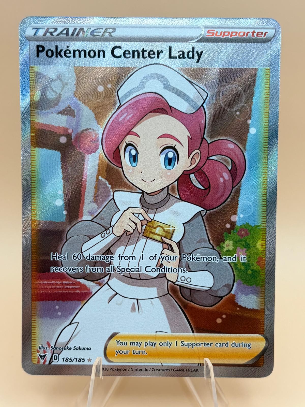 Pokemon Center Lady 2020 Sword & Shield: Vivid Voltage #185/185