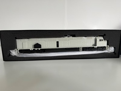 Bachmann Spectrum EMD DD40AX 1 Lok - undekoriert x 2 - neu in Box, nie benutzt
