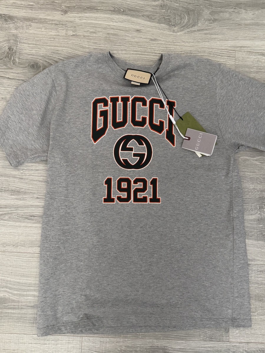 Gucci Logo T Shirt Tee Grey size Extra Small | eBay