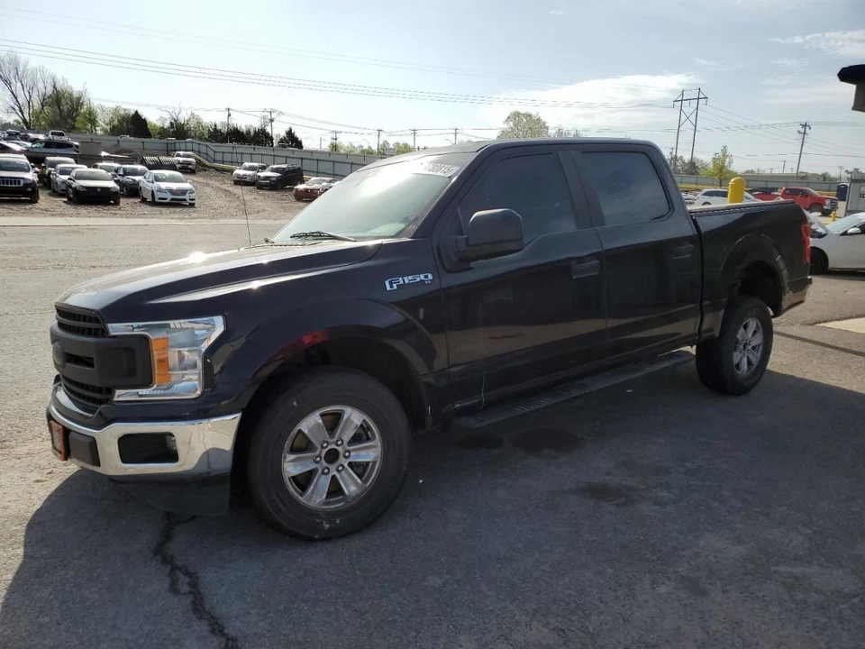 (LOCAL PICKUP ONLY) Rear Bumper Receiver Style Hitch Chrome Fits 15-20 FORD F150 Foto 3 de 4