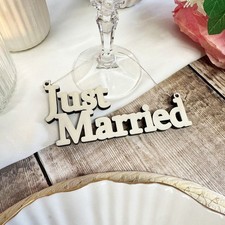 Wooden Hanging Just Married Sign | Wedding Decoration Festive Gift Plaque Ivory