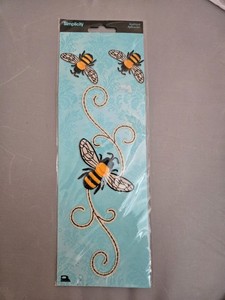New Simplicity Embroidered Large Iron-On Applique Bees