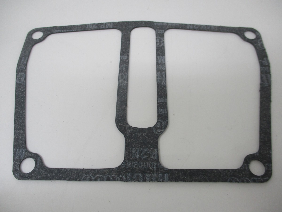 Genuine Kawasaki 11061-7041 Rocker Cover Gasket for a Mule KAF400