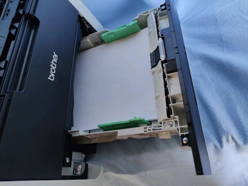 Brother HL-3170CDW Colour Workgroup Printer (with extra toner scrubber) - Image 4 of 4