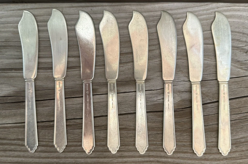 Juego de 8 cuchillos de mantequilla de plata de ley Lunt William and Mary Treasure 1921 Foto 2 de 4