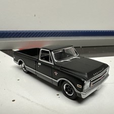 Greenlight Black Bandit 68 Chevy C-10 Pick Up 