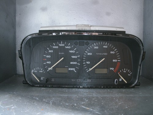 VW Golf 3 1H Tacho Tachometer Kombiinstrument VDO 1H6919033E
