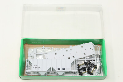 HO Bowser 55656 70 Ton 2-Bay Covered Hopper Reading RDG 15001 Grey Kit