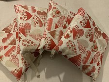 Set di 4 Cuscini copri sedia per cucina cuore,con fettucce, modello morbidone