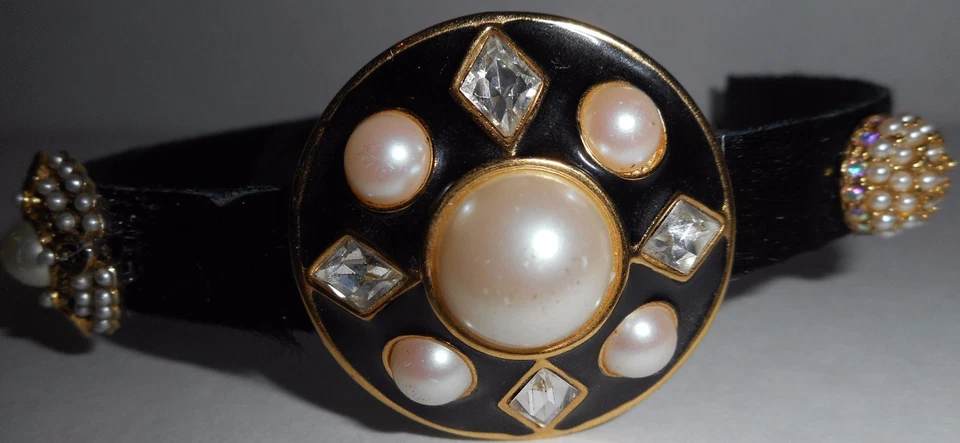 Diadema HAPACHICO LUPITA Vintage Años 80 Hecha a Mano Perlas de Piel Negra Estrás  Foto 4 de 4