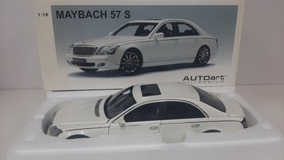 1/18 Autoart Maybach 57s (White color) | eBay