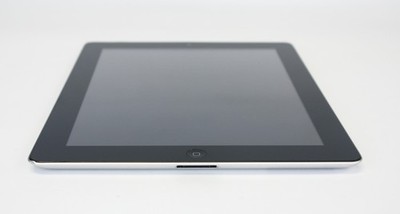 Apple iPad 2 Gen Wi-Fi 16GB MC960LL/A A1395 9.7 inch Black/ silver