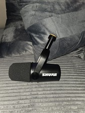 Shure MV7X XLR Podcast Mikrofon, Schwarz