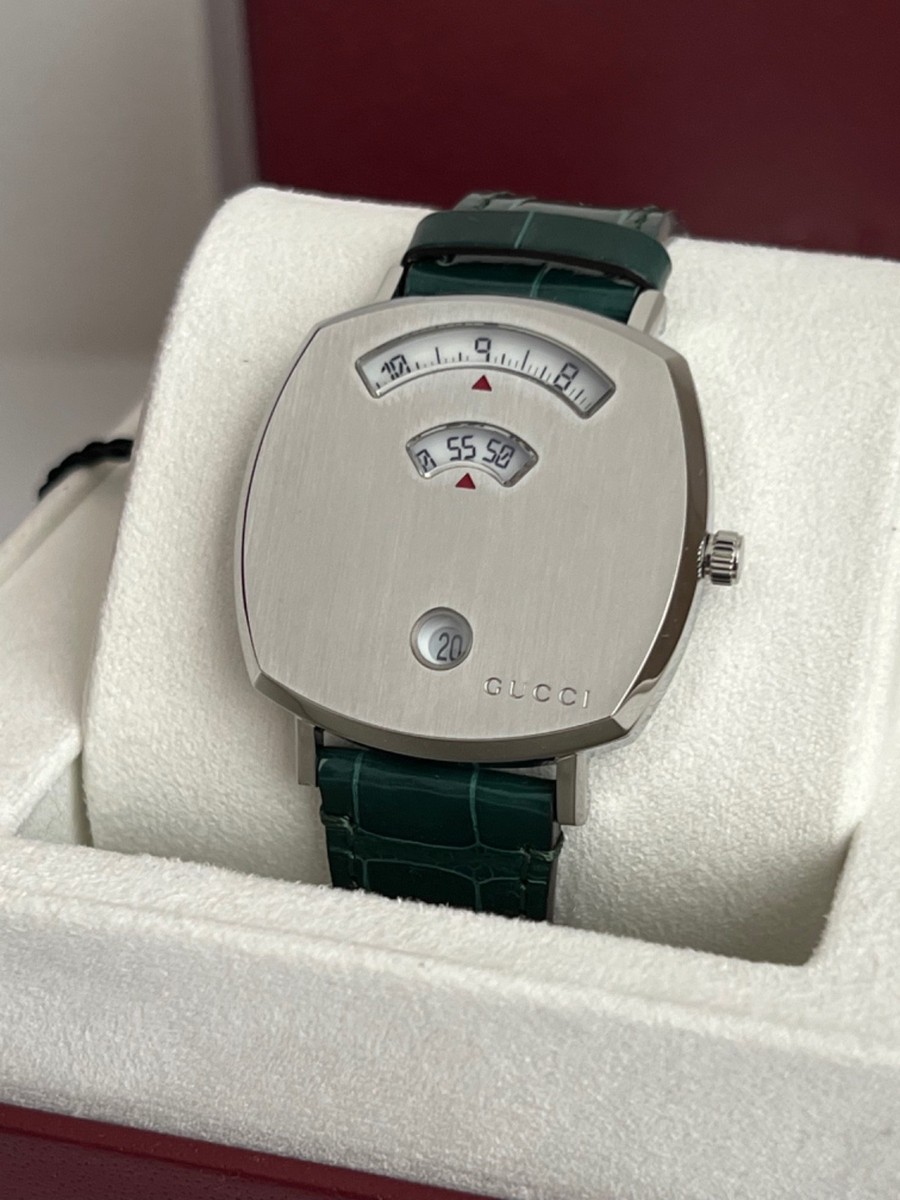 Gucci Grip Watch 35 mm Unisex Stainless Steel Silver 3 Windows