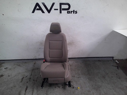 Orig. VW Tiguan 5N Fahrersitz Sitz vorn links Latte Macchiatto Stoff