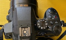 Panasonic Lumix DMC-FZ300 Digitalkamera Bridgekamera Superzoom