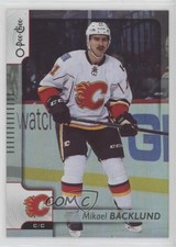 2017-18 O-Pee-Chee Rainbow Foil Mikael Backlund #448 v6h