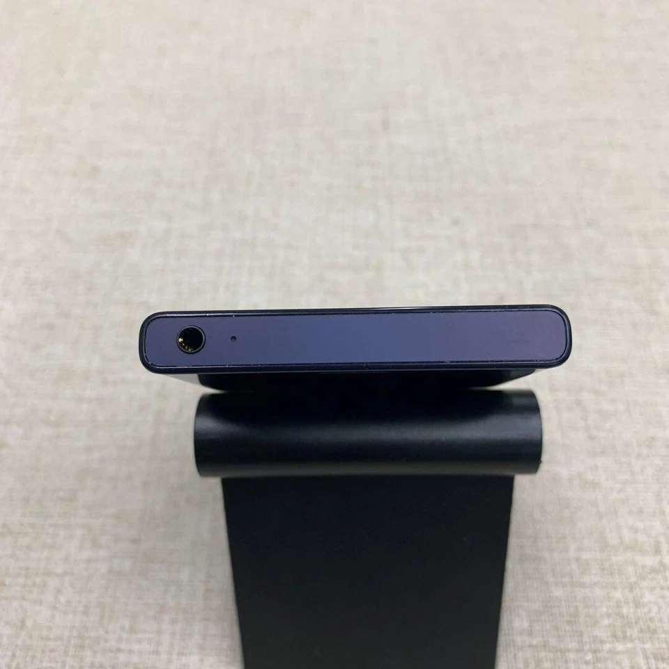 Smartphone Xperia X Compact SO-02J Negro Modelo Popular 32GB Usado JAPÓN Foto 3 de 4