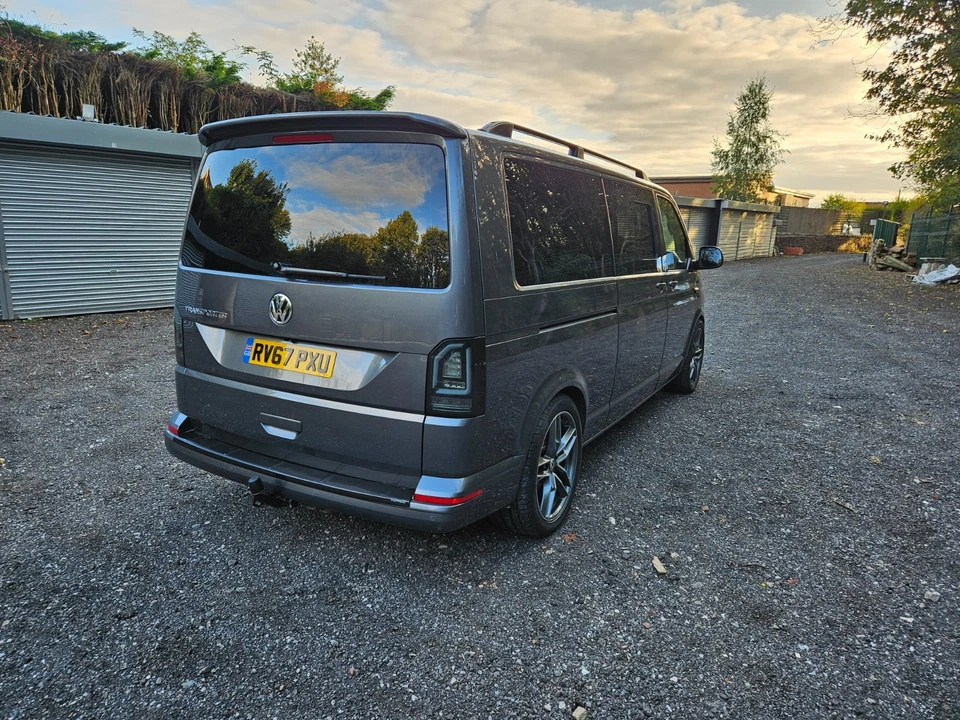 VW Transporter Kombi LWB T6 4motion DSG 204 - Image 2 of 4