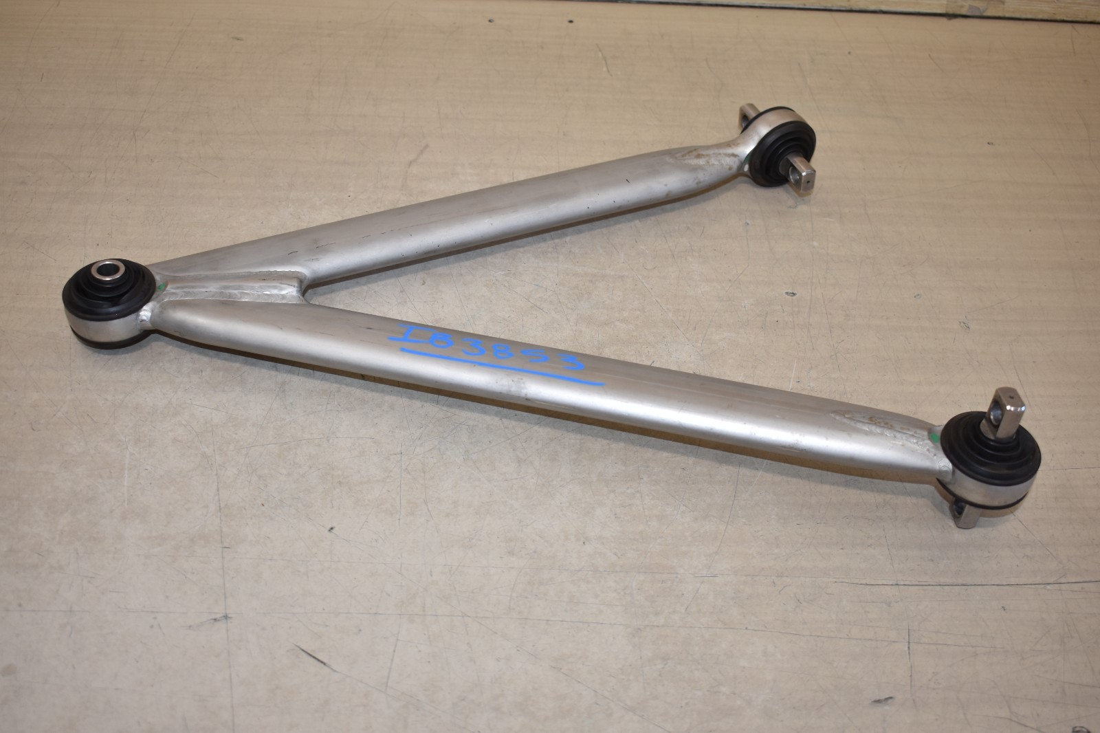 2004 2005 2006 PORSCHE CARRERA GT REAR SUSPENSION LOWER CONTROL ARM GENUINE OEM