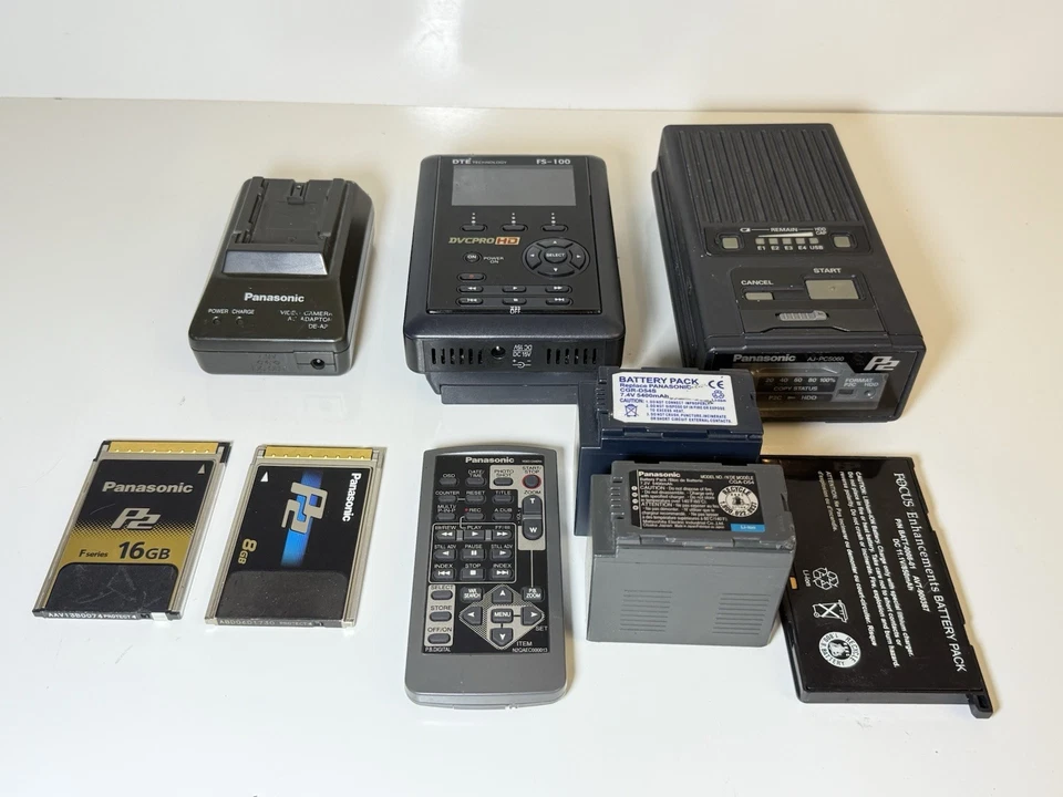 Videocámara Panasonic AG-HVX200P DVCPRO HD P2 con estuche y accesorios Foto 4 de 4