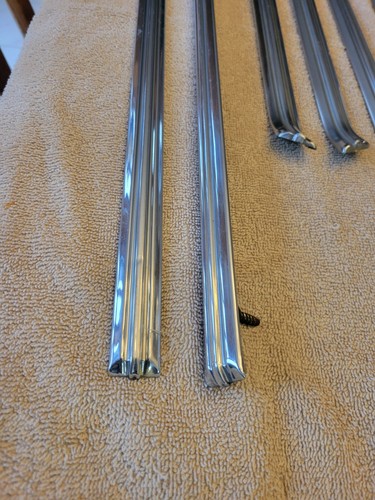 Windshield Trim Molding 7-Piece Stainless Steel Body Molding Trim Kit - Foto 9