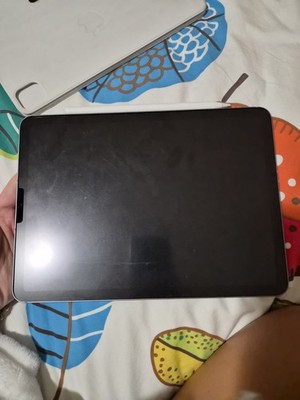 Apple iPad Air (5th Gen) + Magic Keyboard + Apple Pencil 2