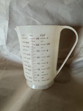 Vintage EAGLE Plastic 4 Cups Measuring Cup Pitcher 32 oz Red Letters Made in USA
