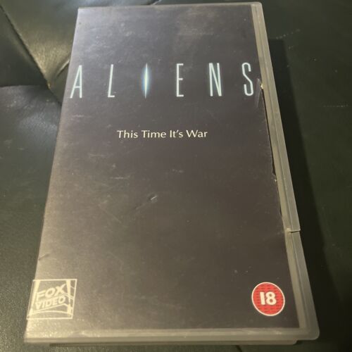 Aliens  This Time It’s War Vintage VHS Horror Film - Photo 1 sur 5