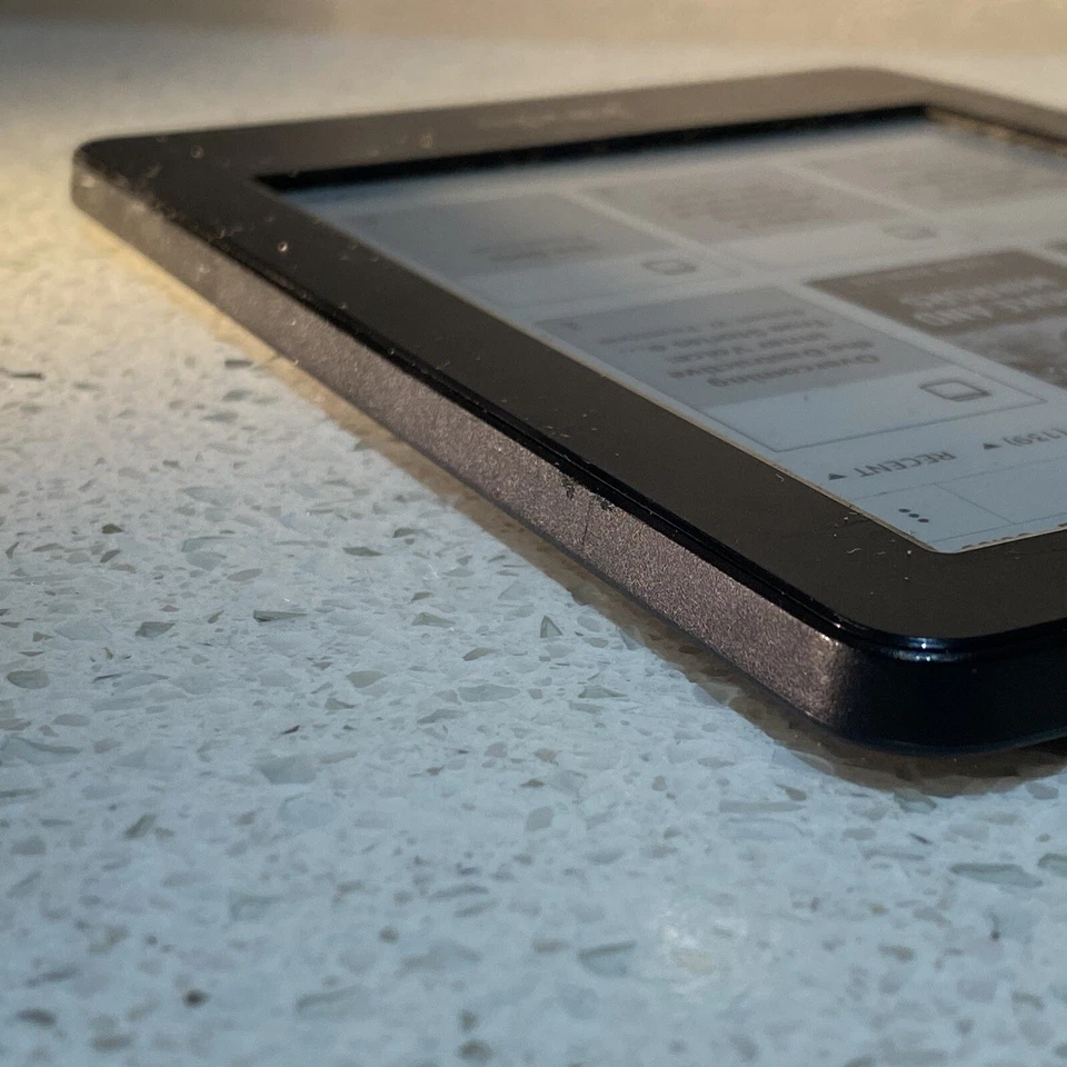 Kindle Basic 7th generation Black Ebook Reader 4GB WP63GW #238 - Image 4 of 4