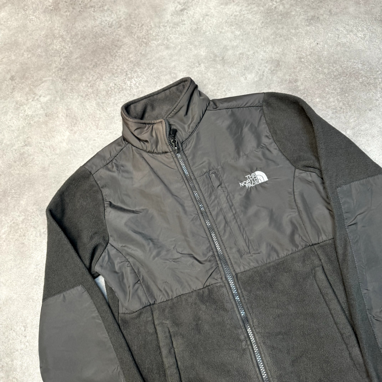 The North Face Fleece Womens Denali Vintage Full-Zip Hiking Jacket, Grey Small image 3