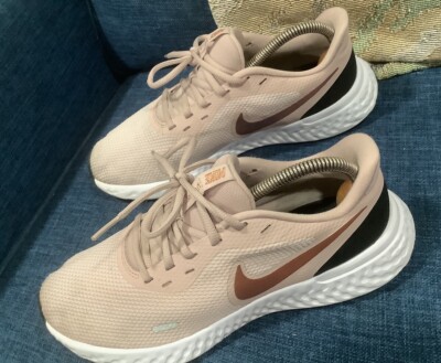 bq3207600 nike