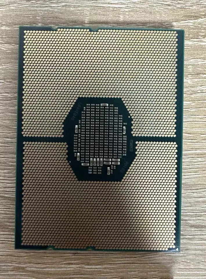 Intel Xeon W-3275 Processor LGA364738.5M Cache, 2.50 GHz 28 Cores Server CPU - Image 2 of 2