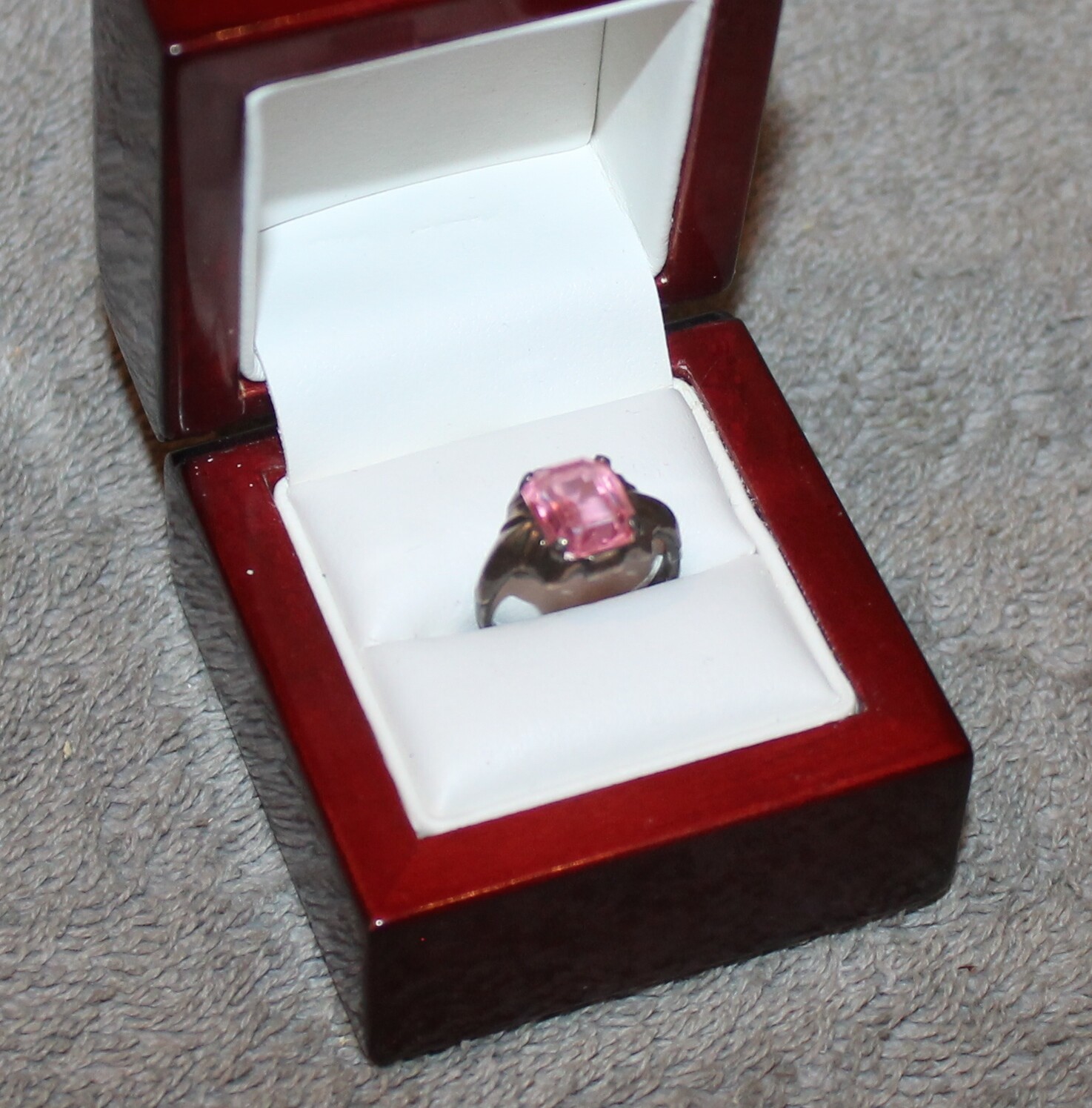Picture 4 of 9