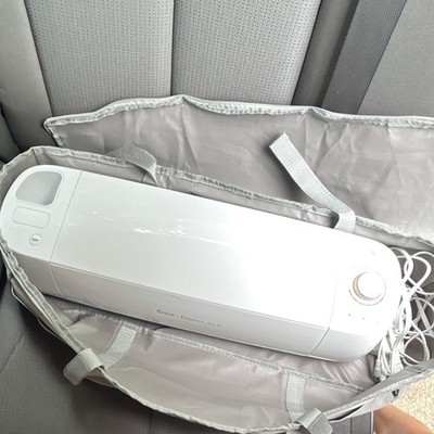 Cricut Explore Air 2 Electronic Die Cutting Machine w/ Carry Bag & Craft Tote