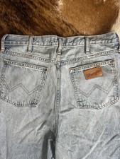 Wide Leg Flared Wranger High Rise 32 Women’s Jeans Light wash
