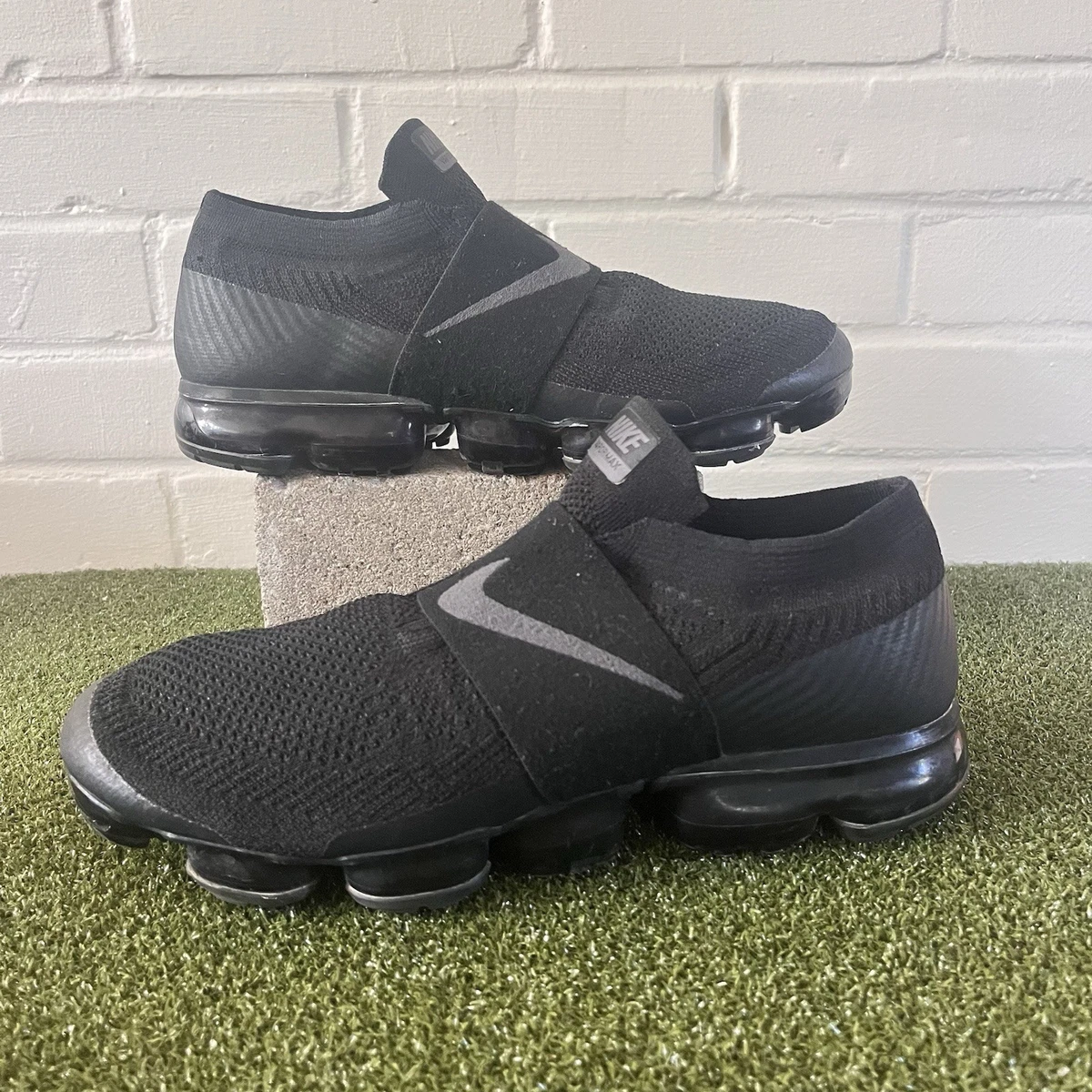 NIKE Vapormax Flyknit Triple Black Moc Ahtletic Sneakers Nike Nike Air VaporMax Moc Roam Men main image 4