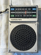 Vintage Soundesign Model No. 2214B Portable Transistor Radio FM/AM- Works