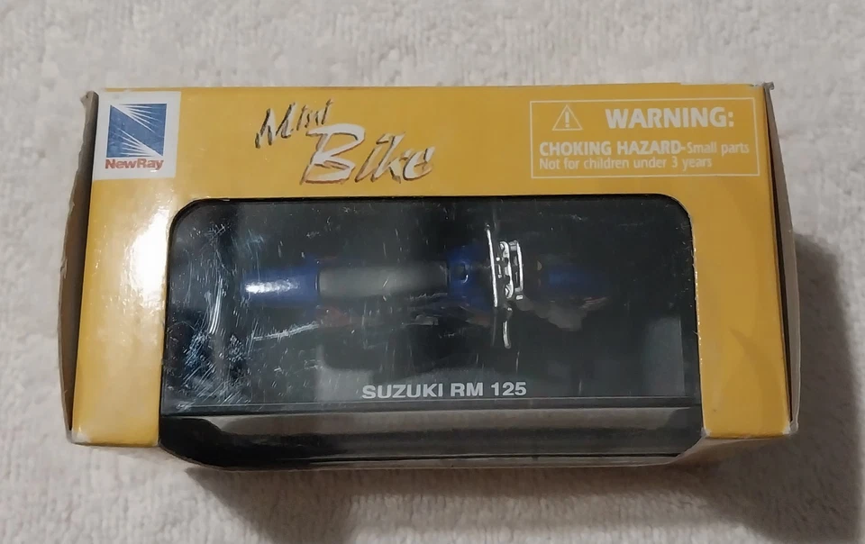 New Ray Suzuki RM 125 Motocross Mini Dirt Bike Motorcycle Blue Die Cast 1/32 - Image 2 of 4