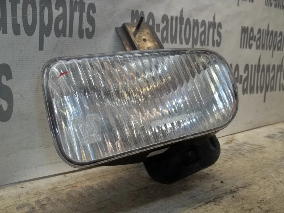 Faro antiniebla parachoques delantero izquierdo Cadillac Seville 98-04 25648304 OEM Foto 2 de 4