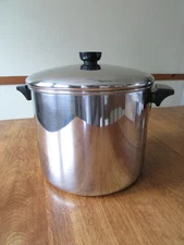 Revere Ware Stock Pot With Lid 8 QT Stainless Steel Bottom Clinton IL USA